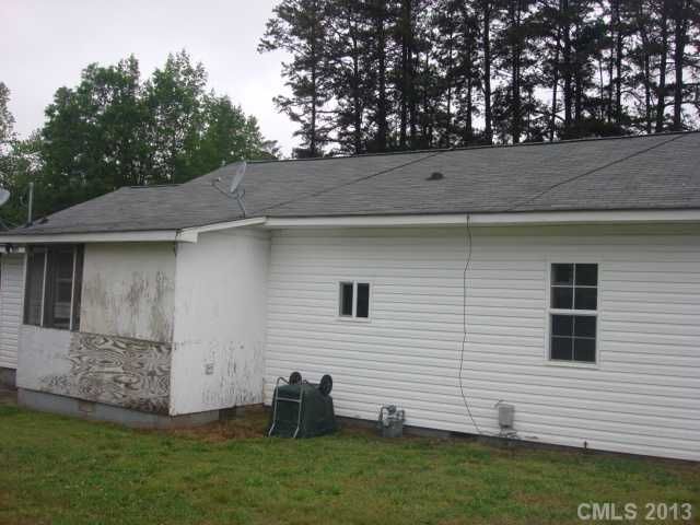 300 Pine Ave, Cherryville, NC 28021