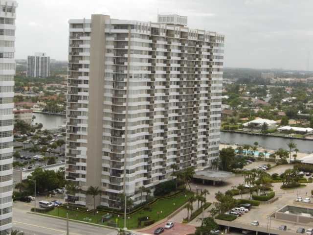 1985 S OCEAN DR # 15G, Hallandale, FL 33009