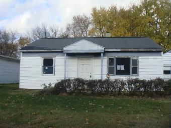 1153 Bel Aire Dr, Rantoul, IL 61866