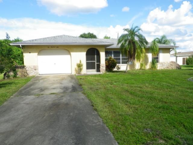 209 Rockwood St NW, Port Charlotte, FL 33952