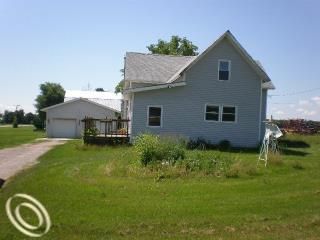 5513 Burtch Rd, Jeddo, MI 48032