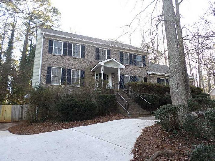 805 Hampton Place Sw, Marietta, GA 30064