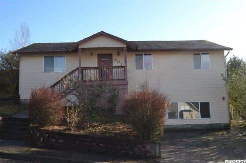 401 NE Box Ct, Sheridan, OR 97378