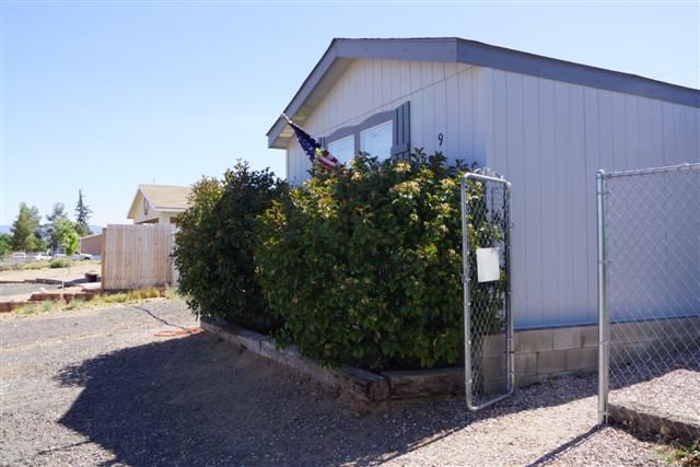 9370 N Diamond Bar Ave, Kingman, AZ 86401