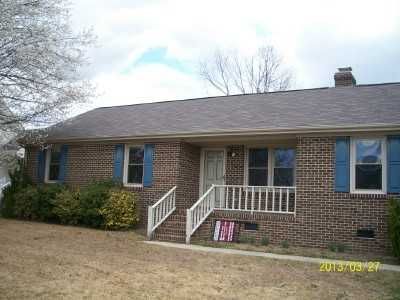 108 Steeplechase Run, Roanoke Rapids, NC 27870