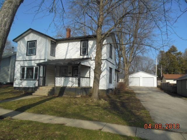 114 N 2nd St, Evansville, WI 53536