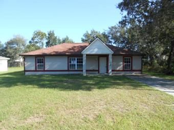 6811 W Merrivale Ln, Homosassa, FL 34448