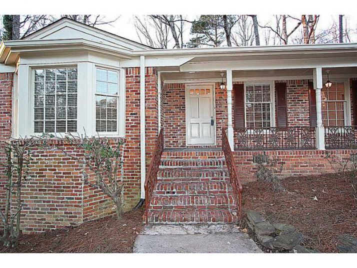 2300 Brookhurst Drive, Atlanta, GA 30338