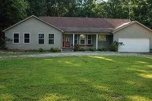 743 Hopkins Ln, Winchester, TN 37398