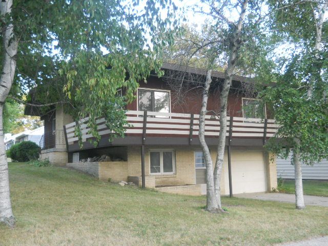 595 Park Ave, Edgerton, WI 53534