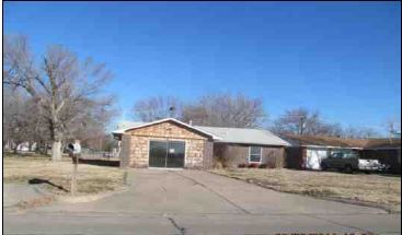 113 S Peachtree St, Ponca City, OK 74601