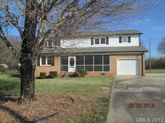 8246 Rocky River Rd, Harrisburg, NC 28075