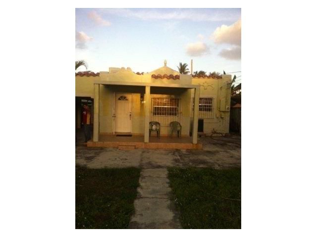 2637 NW 23 AV, Miami, FL 33142