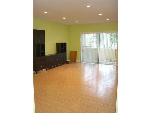 13811 SW 90 AV # 105-H, Miami, FL 33176