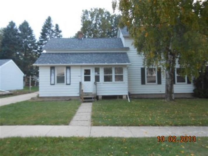 325 Adams St, Waterloo, WI 53594