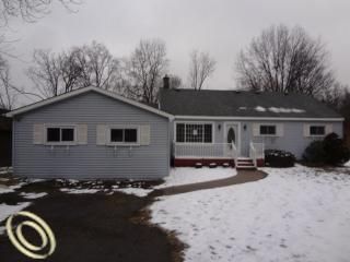 27089 Bennett, Redford, MI 48240