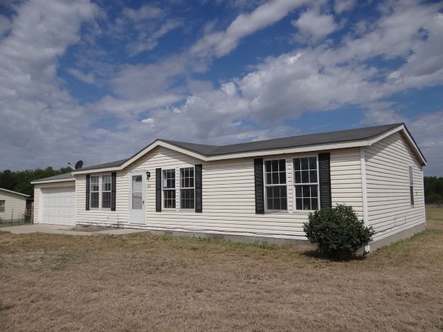 352 NW County Road 180, Ennis, TX 75119