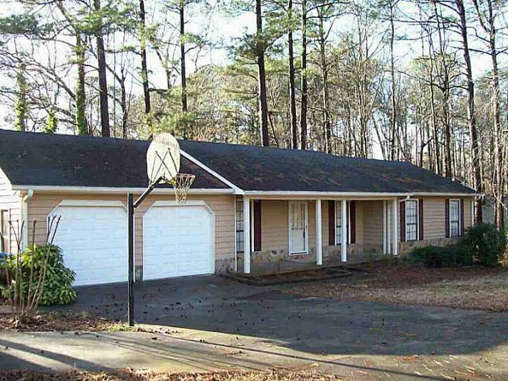 600 Sherry Lane, Loganville, GA 30052