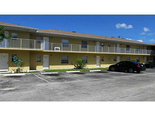 605 Ixoria AVE  Unit: 6a, Fort Pierce, FL 34982