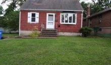 27 Mclean St Iselin, NJ 08830