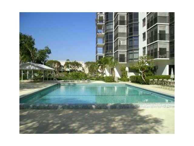 20100 W COUNTRY CLUB DR # C1501, Miami, FL 33180