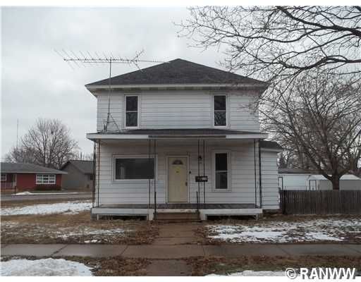 359 Maynard St, Chippewa Falls, WI 54729