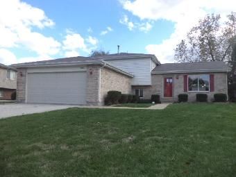 3251 Willow Ln, Markham, IL 60428