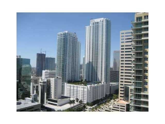 951 BRICKELL AV # 3805, Miami, FL 33131