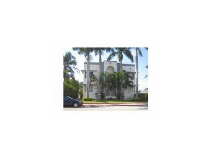 9248 COLLINS AV # 202, Miami Beach, FL 33154