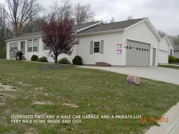 16022 Windsor Lane, Holly, MI 48442