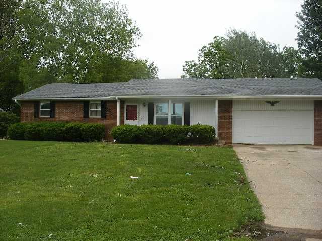 16 Cindy Kay Dr, Washington, IN 47501