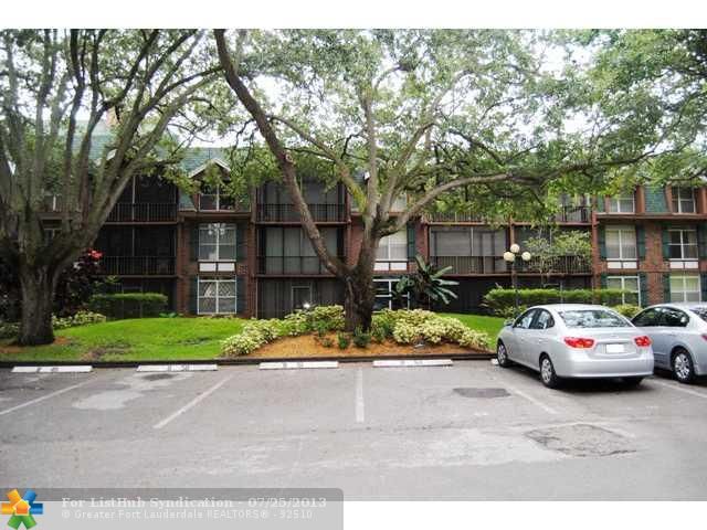 3670 Inverrary Dr Apt 2z, Fort Lauderdale, FL 33319