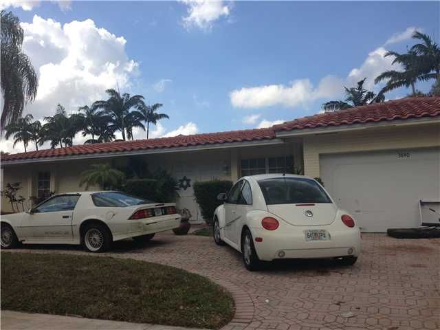 3840 49TH AV, Hollywood, FL 33021