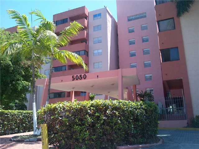 5050 NW 7 ST # 514, Miami, FL 33126