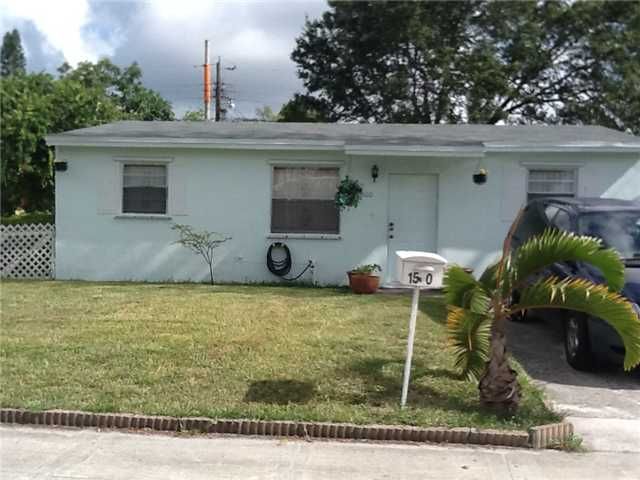 1500 NE 152 ST, Miami, FL 33162