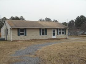 4205 Chesdin Blvd, Sutherland, VA 23885