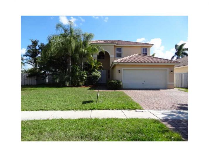 2911 SW 187TH TE, Hollywood, FL 33029