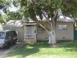 1761 Lopes Ave, Merced, CA 95341