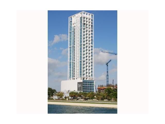 1040 BISCAYNE BLVD BL # 4206, Miami, FL 33132