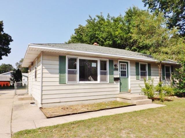 1749 36th St SW, Wyoming, MI 49509