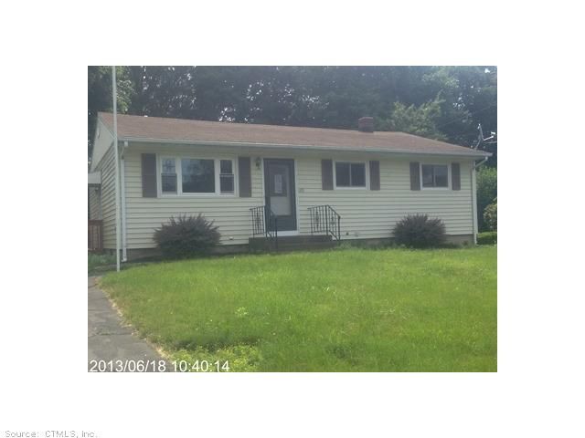 165 Ida Ave, Derby, CT 06418