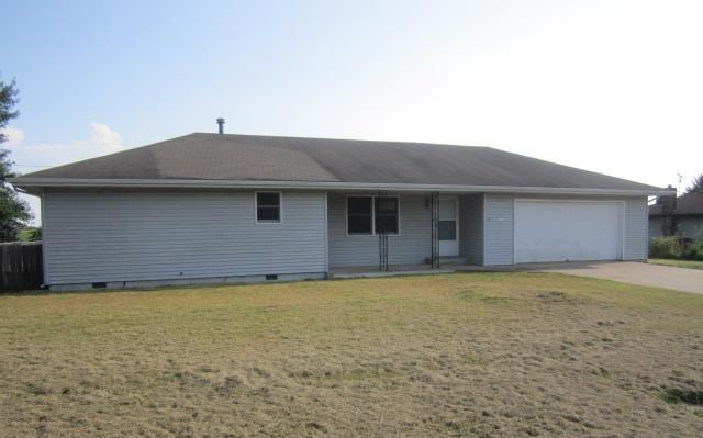 434 W Howard Ave, Billings, MO 65610