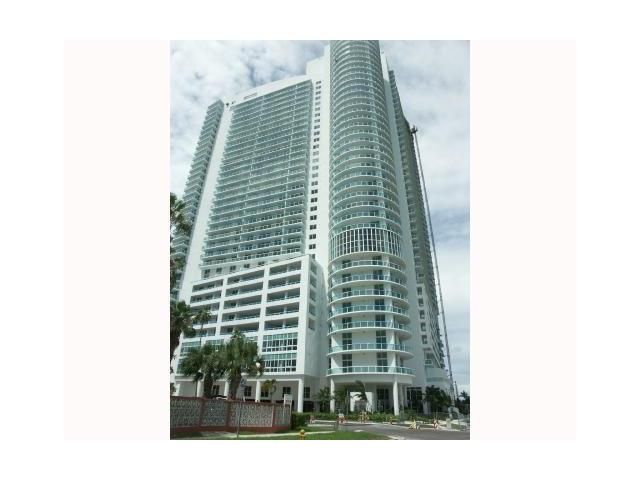 1800 N BAYSHORE DR # 4110, Miami, FL 33132