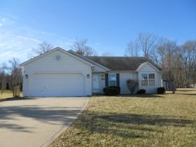 5221 Woodtop Dr, Loveland, OH 45140