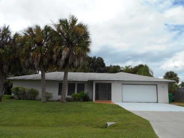 2095 Hanby St, Port Charlotte, FL 33952