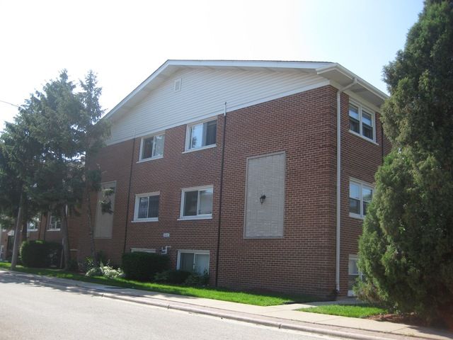 10121 Hartford Ct Apt 1c, Schiller Park, IL 60176