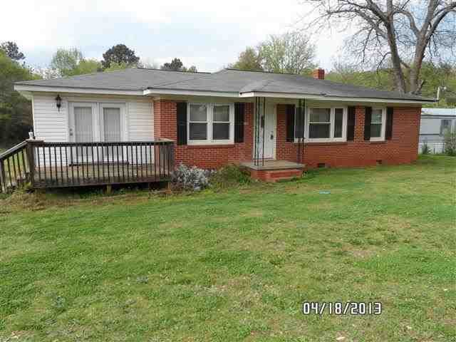 325 Cartee Rd, Liberty, SC 29657