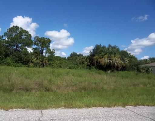 12062 Coleman Ave., Port Charlotte, FL 33981