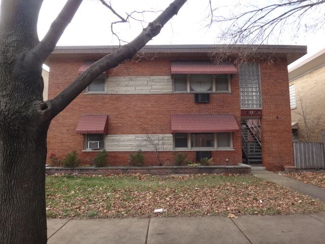 409 S Maple Ave Apt 6, Oak Park, IL 60302