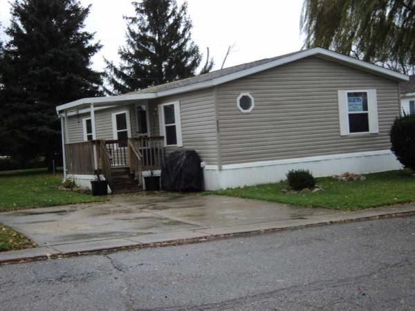 1224 Sherwood Ln, Lapeer, MI 48446